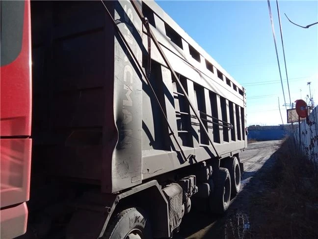 Специализированный, автомобиль - , Идентификационный номер: LZGJX4V6XPX017824, принадлежащий Продавцу на праве собственности, что подтверждается Договором купли-продажи № ОВ/Ф-286155-02-01-С-01 от 19.04.2023 г.